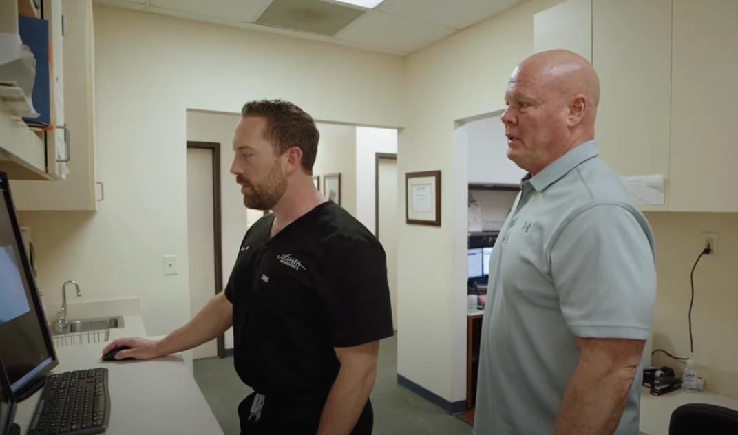 Competitive powerlifter’s hip and knee replacement experience